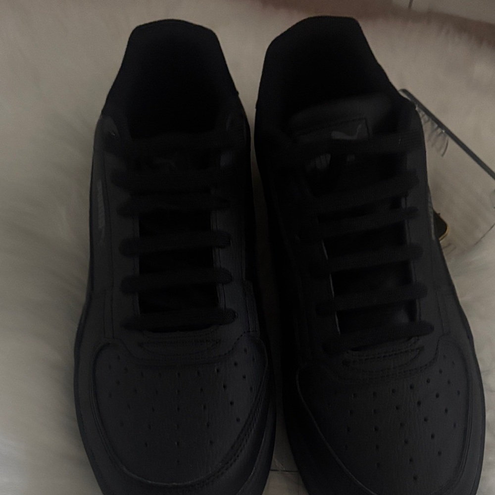 Puma Men's Black Sneakers